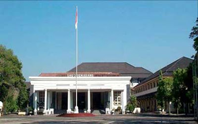 SMA Terbaik di Indonesia - SMAN 3 Semarang