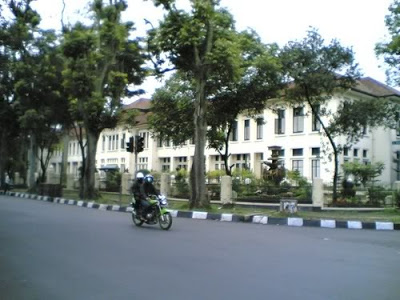 SMA Terbaik di Indonesia - SMAN 3 Bandung